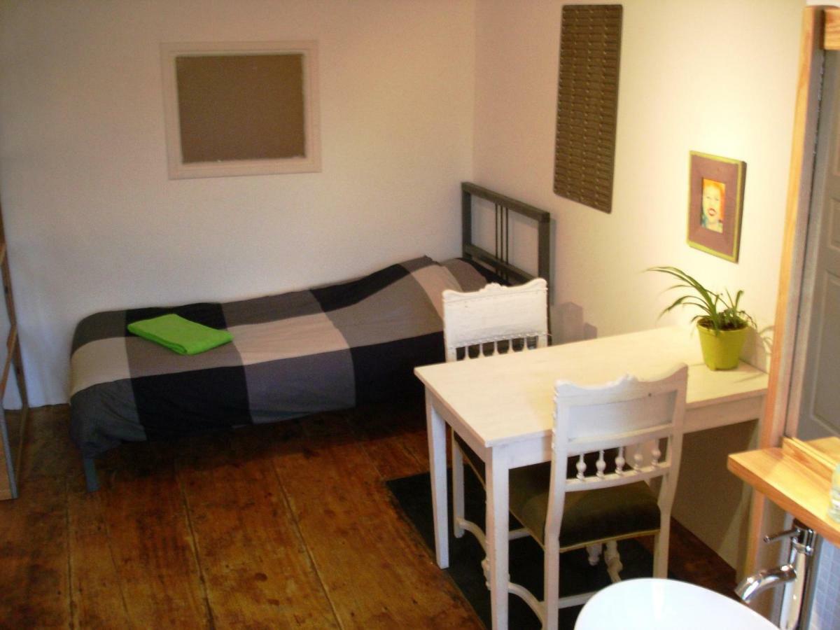 Les Deux Velos Chambres D'Hotes-Table D'Hotes Biert Exterior photo